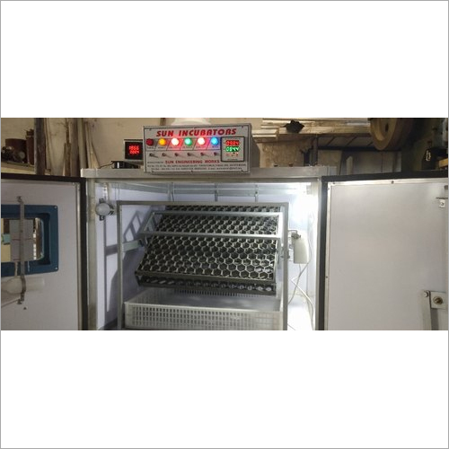 Rust Resistance 400 Poultry Egg Incubator