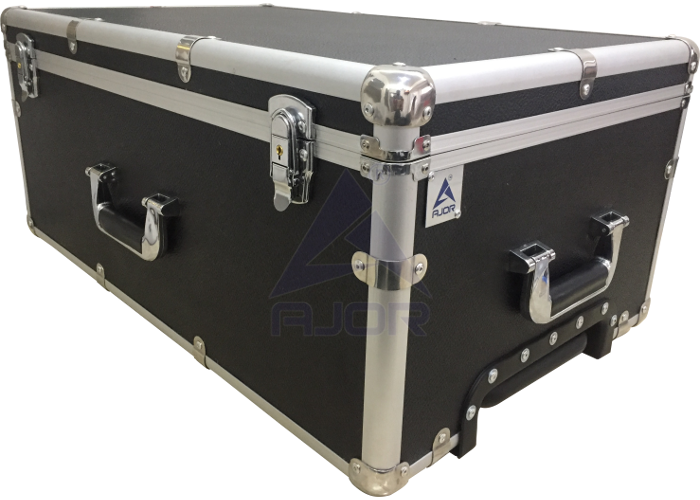 Laparoscopy Flight Case - Aluminum Material, Customized Size, Plain Black/silver/grey Finish | Medical Instruments Carrying Case With Hard Plastic Handle