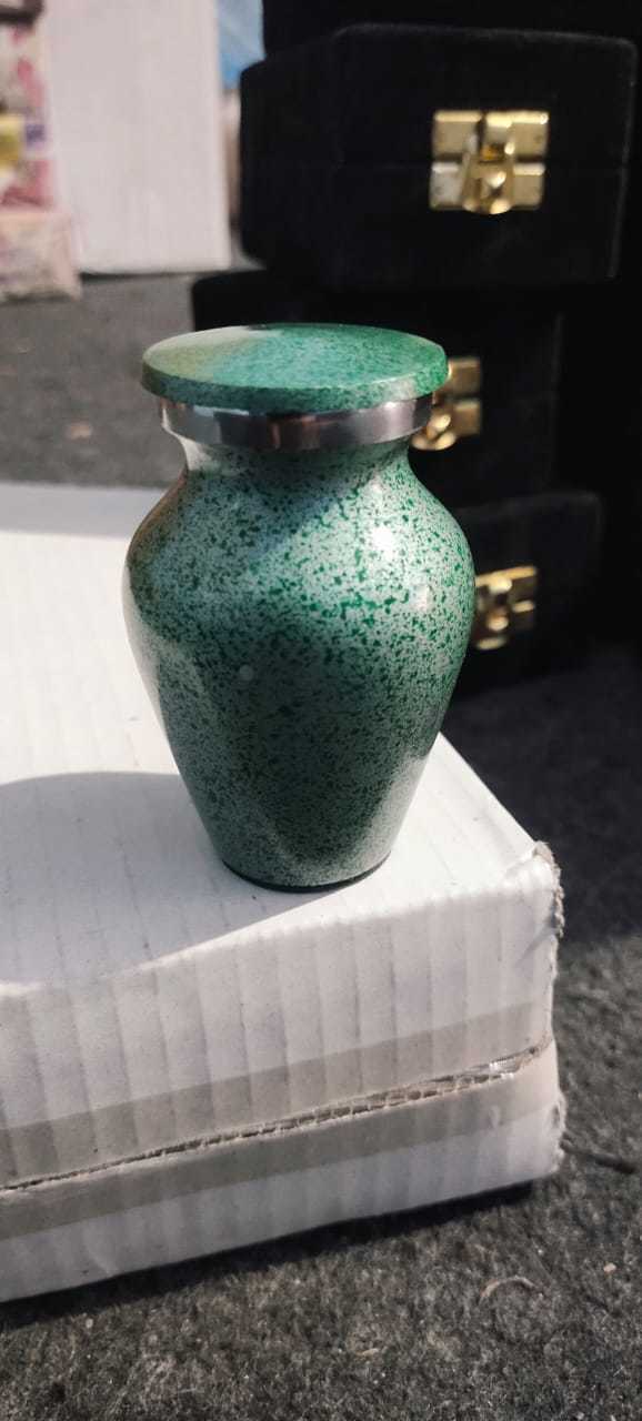 Aluminium Grey New Designed Engraved Leaves Keepsake Urn