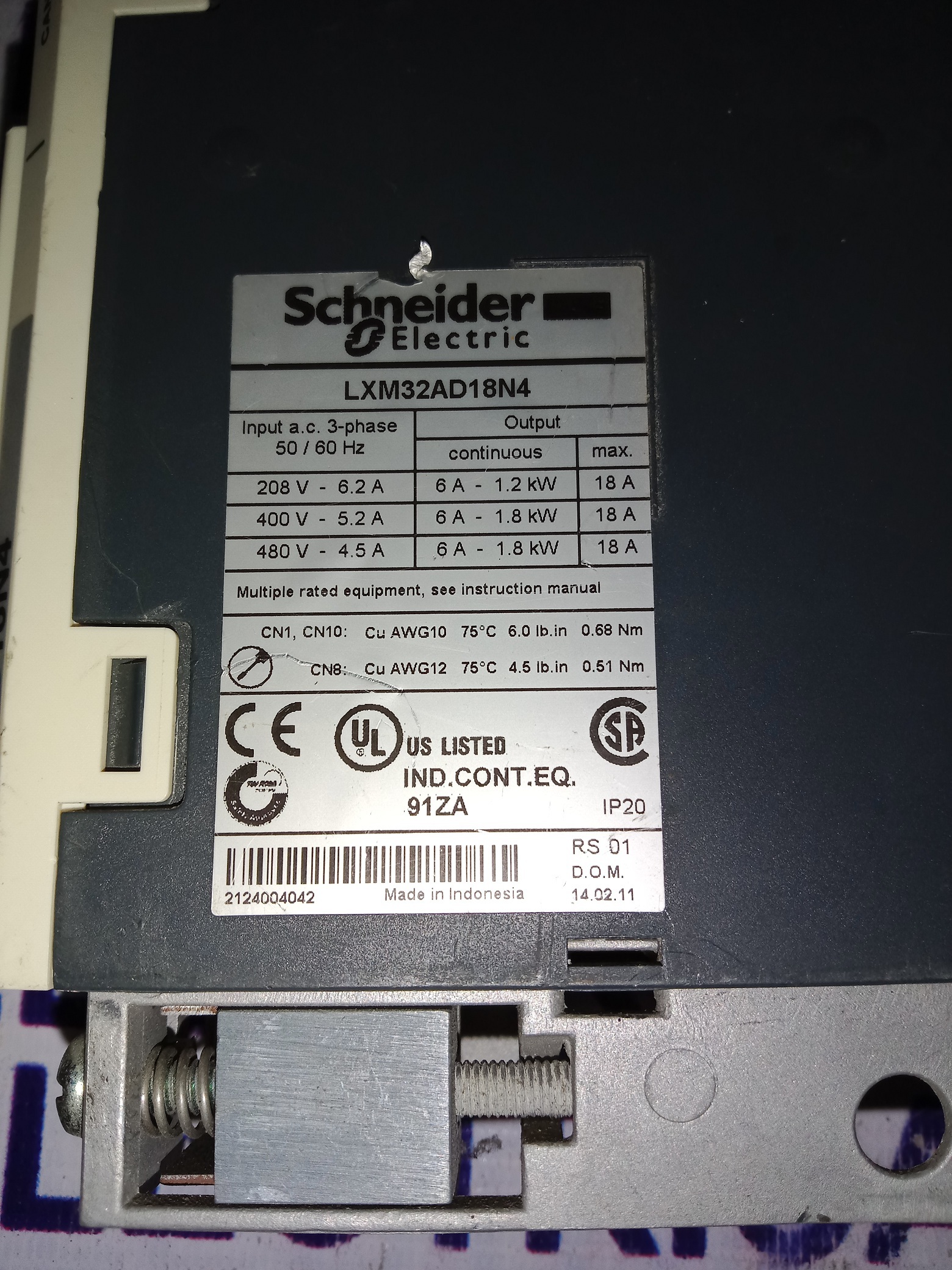 Schneider Servo Drive Ixm32ad18n4