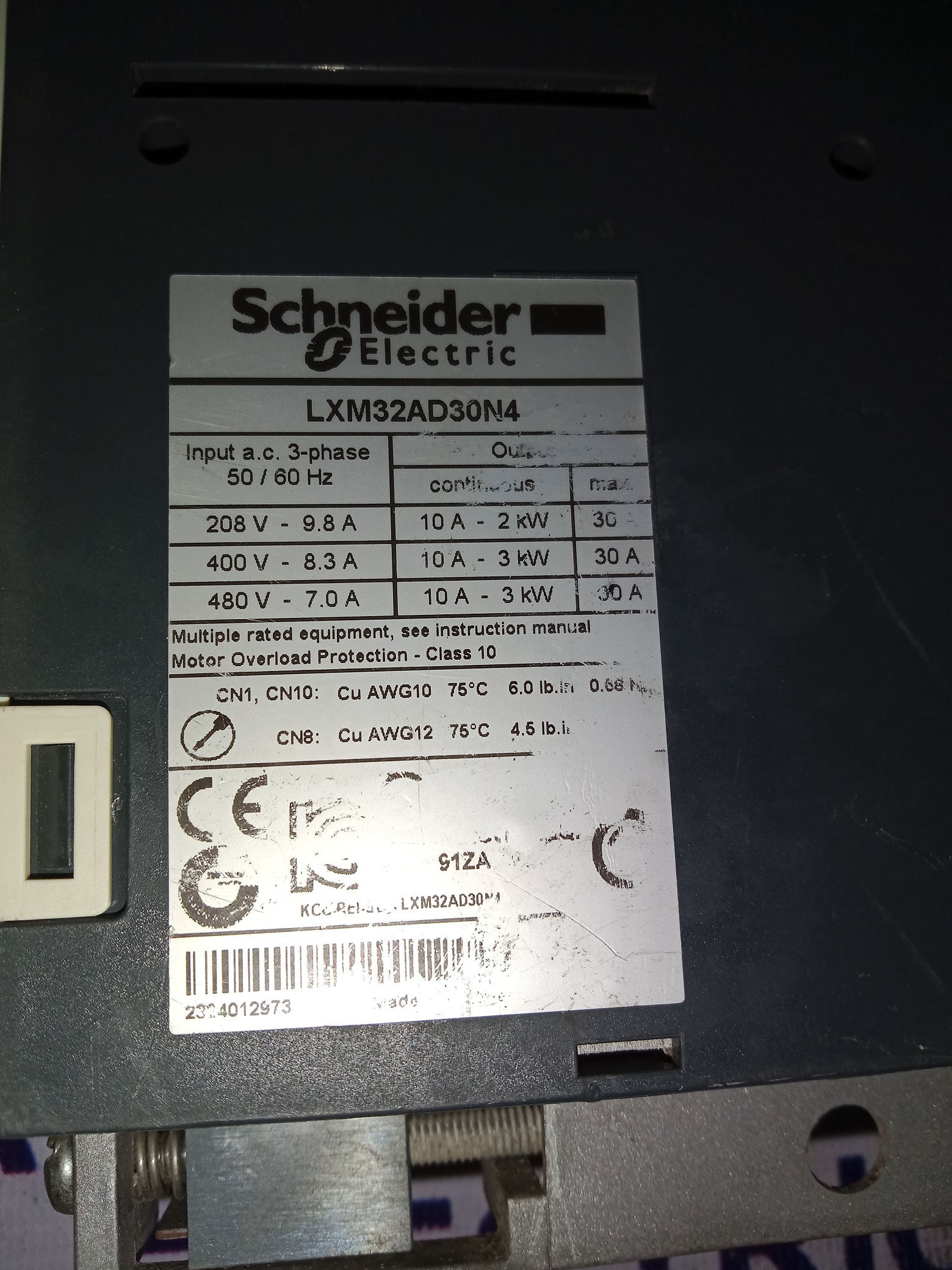 Schneider Servo Drive Lxm32ad30n4