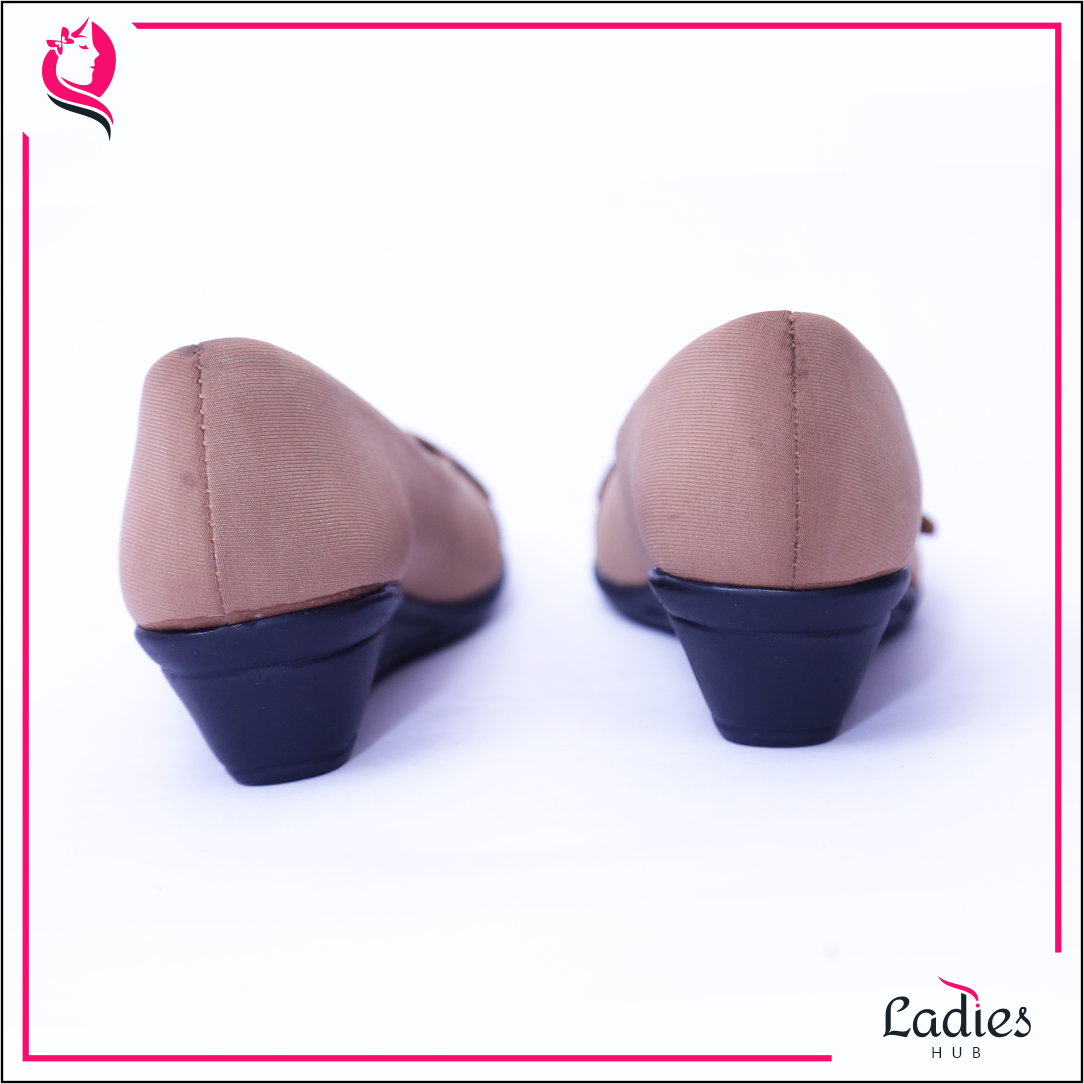 Ladies Hub Mat Golden Brown Fancy Ladies Ballerinas - Fabric, Size 37-41 | Waterproof, Soft Sole, Comfortable Fit, Ideal For Any Season