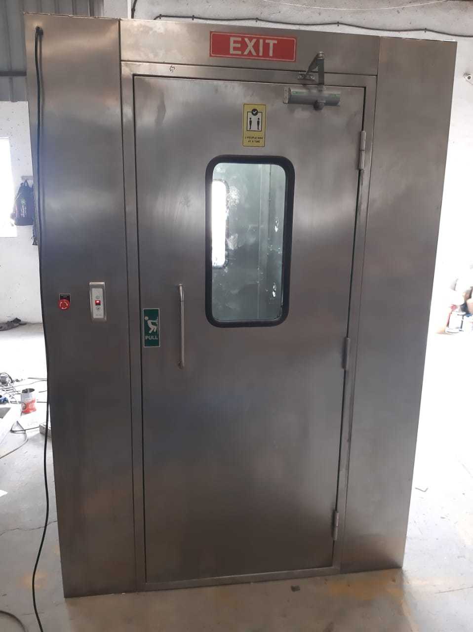 Air Shower - Stainless Steel 304 & Ms Powder Coated, Silver White Color, 99% Dry Dust Filtration With Hepa Filter, Automatic Operation, One Year Warranty
