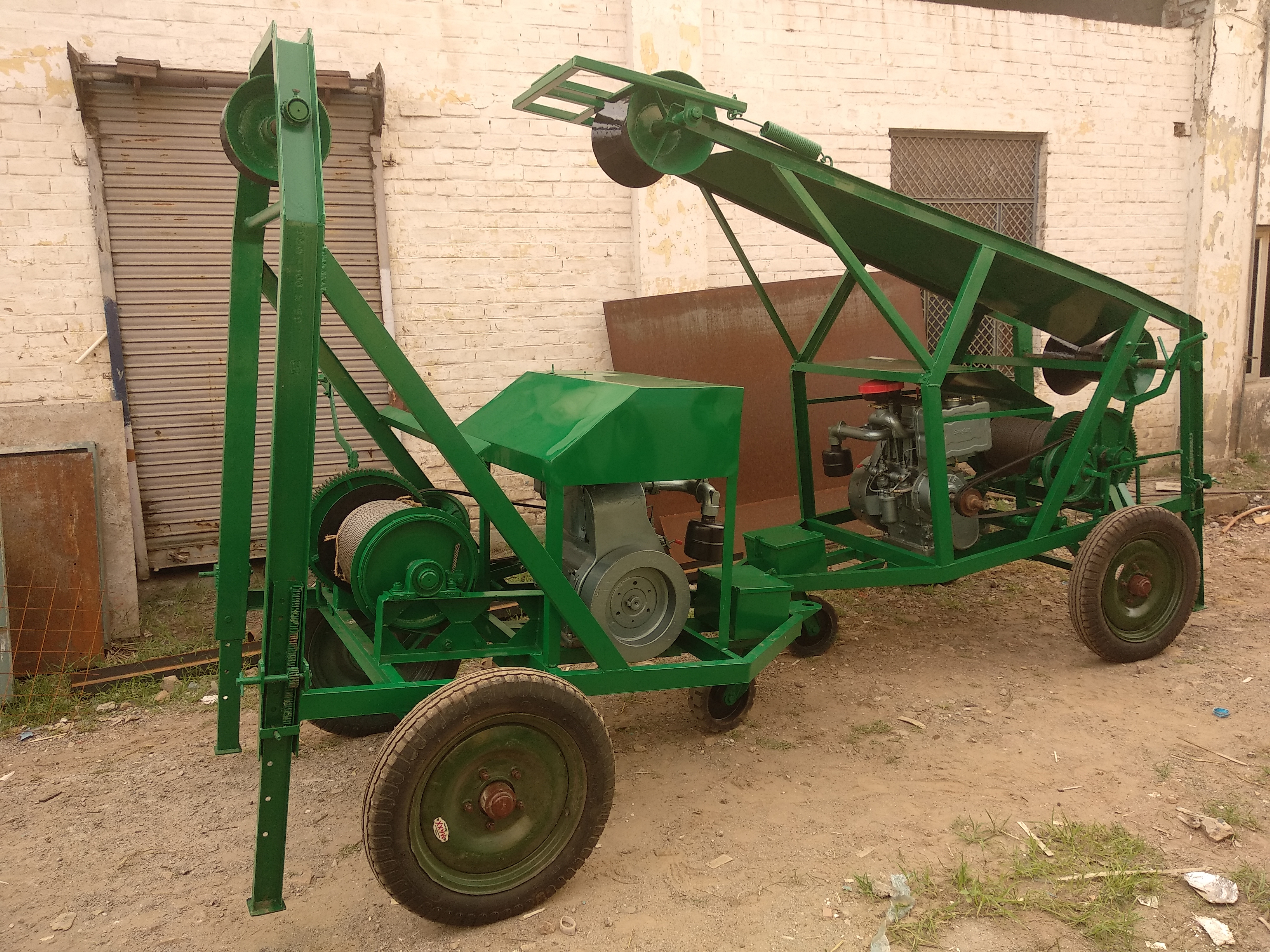 Iota Bucket Type Sewer Cleaning Machine