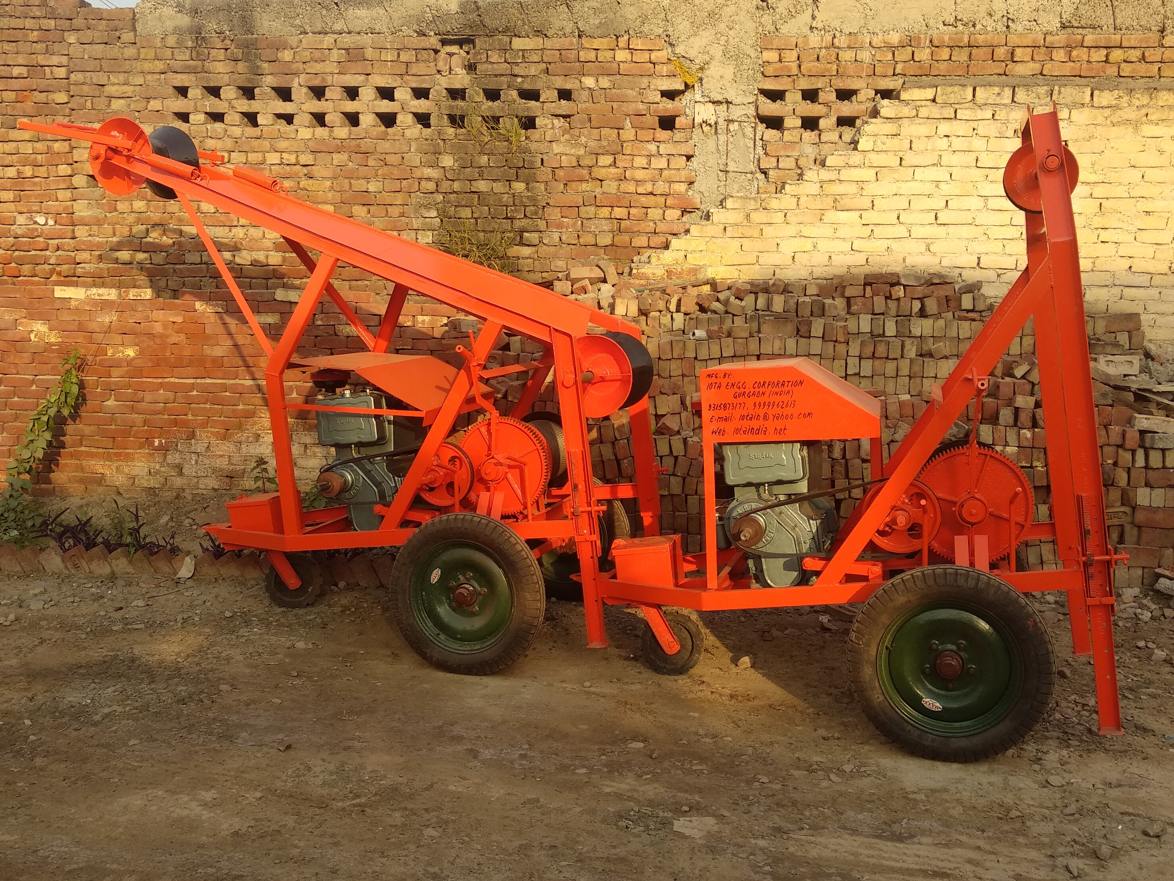 Iota Bucket Type Sewer Cleaning Machine