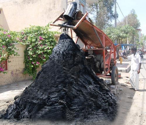 Iota Bucket Type Sewer Cleaning Machine