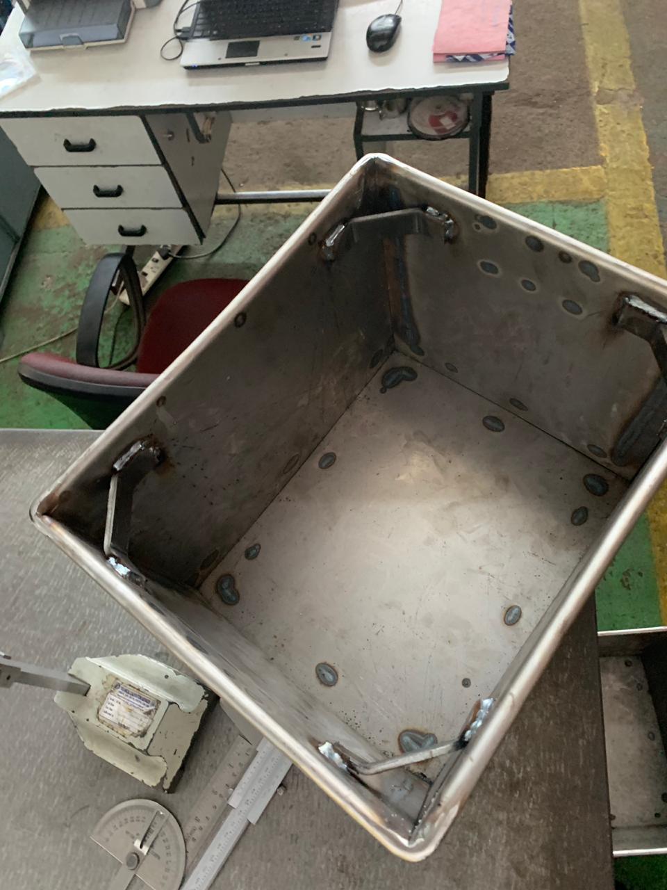 Metal Bin Fabrication Application: Automobile Industries