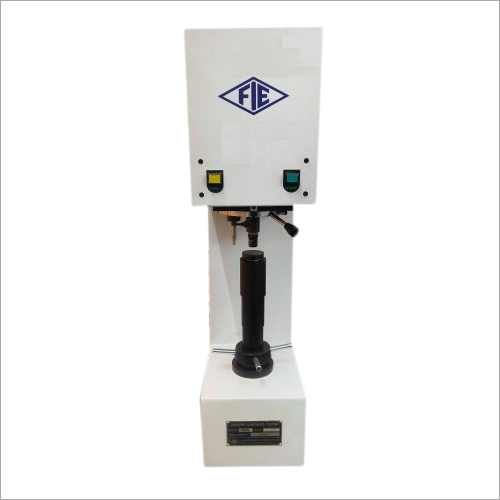 Computerised Vickers Hardness Tester Application: Industrial