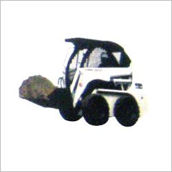 स्किड स्टीयर लोडर्स