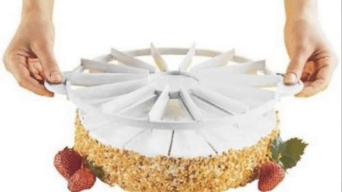 White / Blue Cake Divider