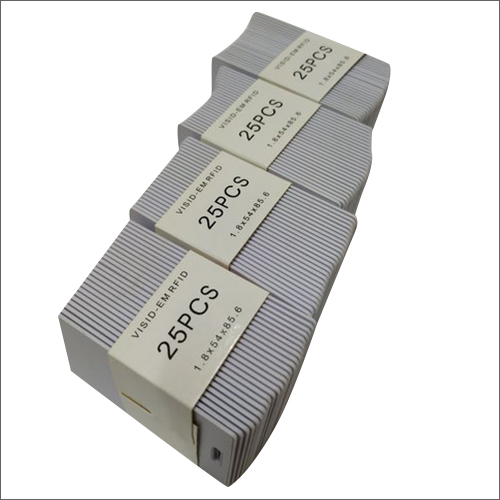 Plastic RFID Cards - Plastic, 45-55 mm Rectangular | White, 13.56 MHz Clamshell Design for Enhanced Scanning Efficiency
