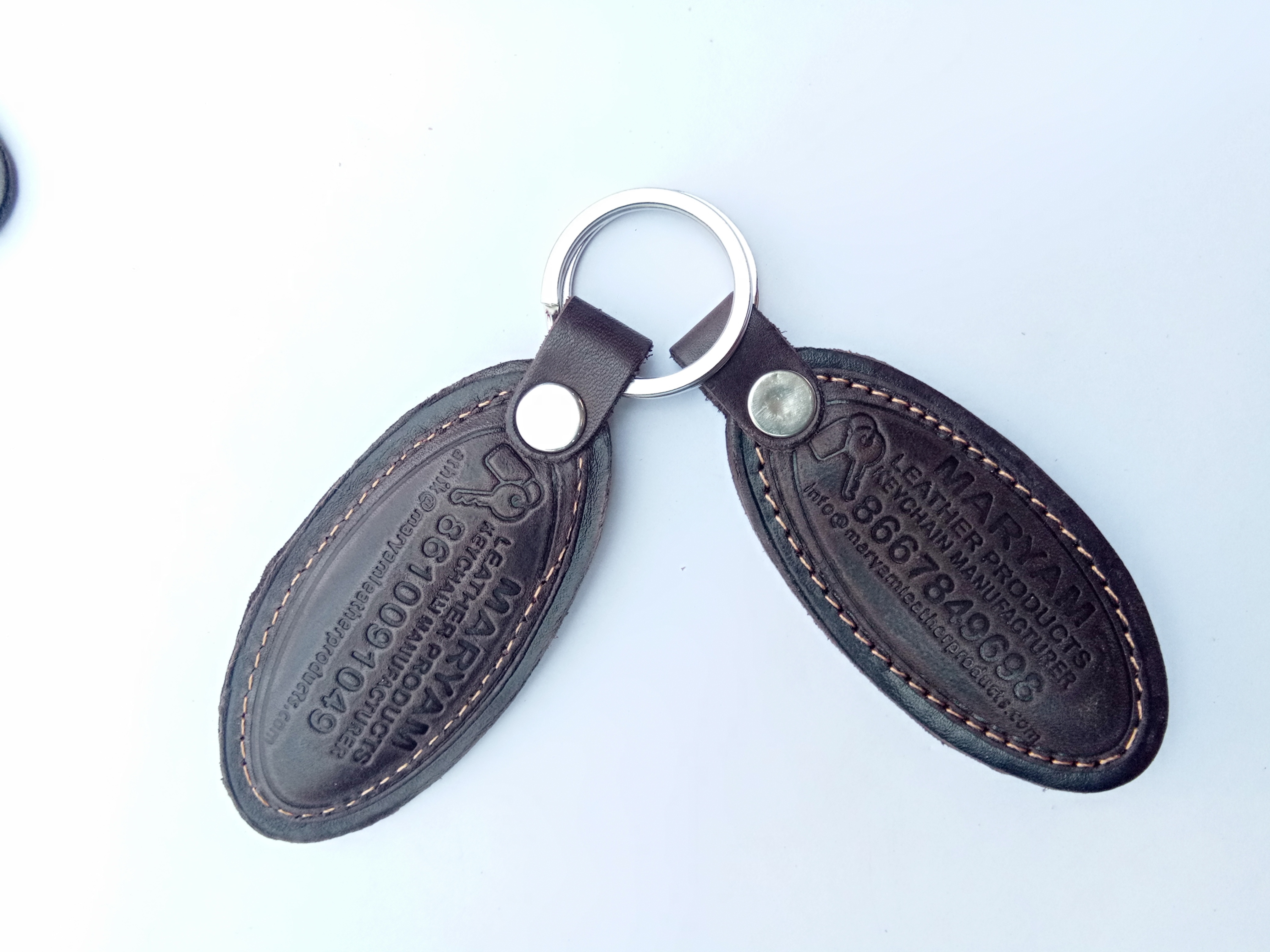 Ml-fo-002 Dark Brown Leather Keychains - Leather Material, 4mm Foam Inner, 24mm Ring, 10mm Flat Rivet, Beige Nylon Stitch | Custom Handcrafted For Corporate Gifts, Employee Engagement