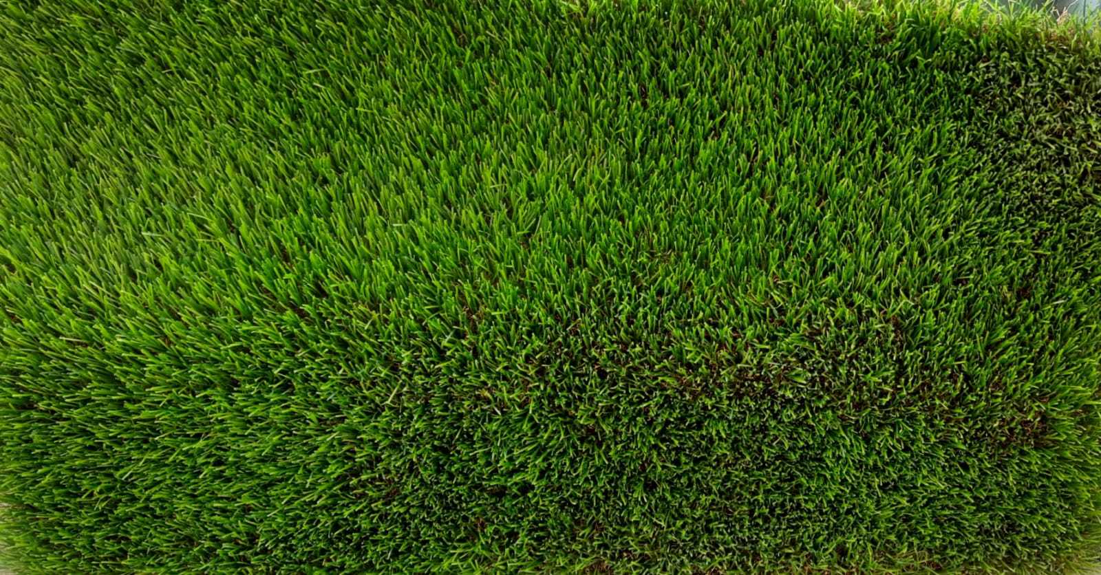 Artificial Grass - Weather-resistant Velvet Turf | Realistic Feel, Easy To Install, Maintenance Free, Year-round Green, Reduces Noise, Saves Water, Easy To Clean, Fungus Resistant, No Muddy Mess