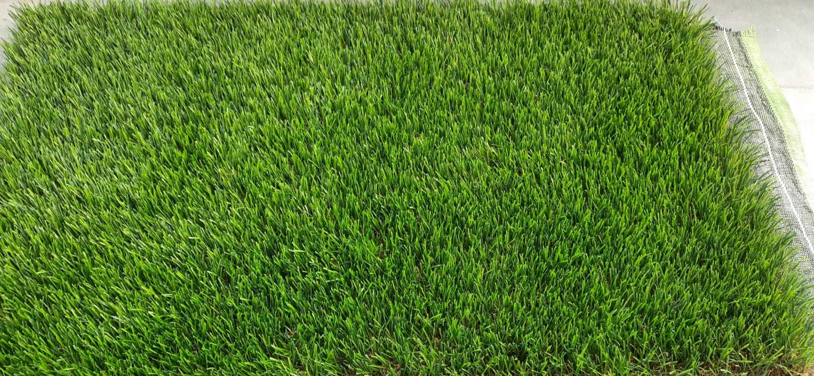 Artificial Grass - Weather-resistant Velvet Turf | Realistic Feel, Easy To Install, Maintenance Free, Year-round Green, Reduces Noise, Saves Water, Easy To Clean, Fungus Resistant, No Muddy Mess