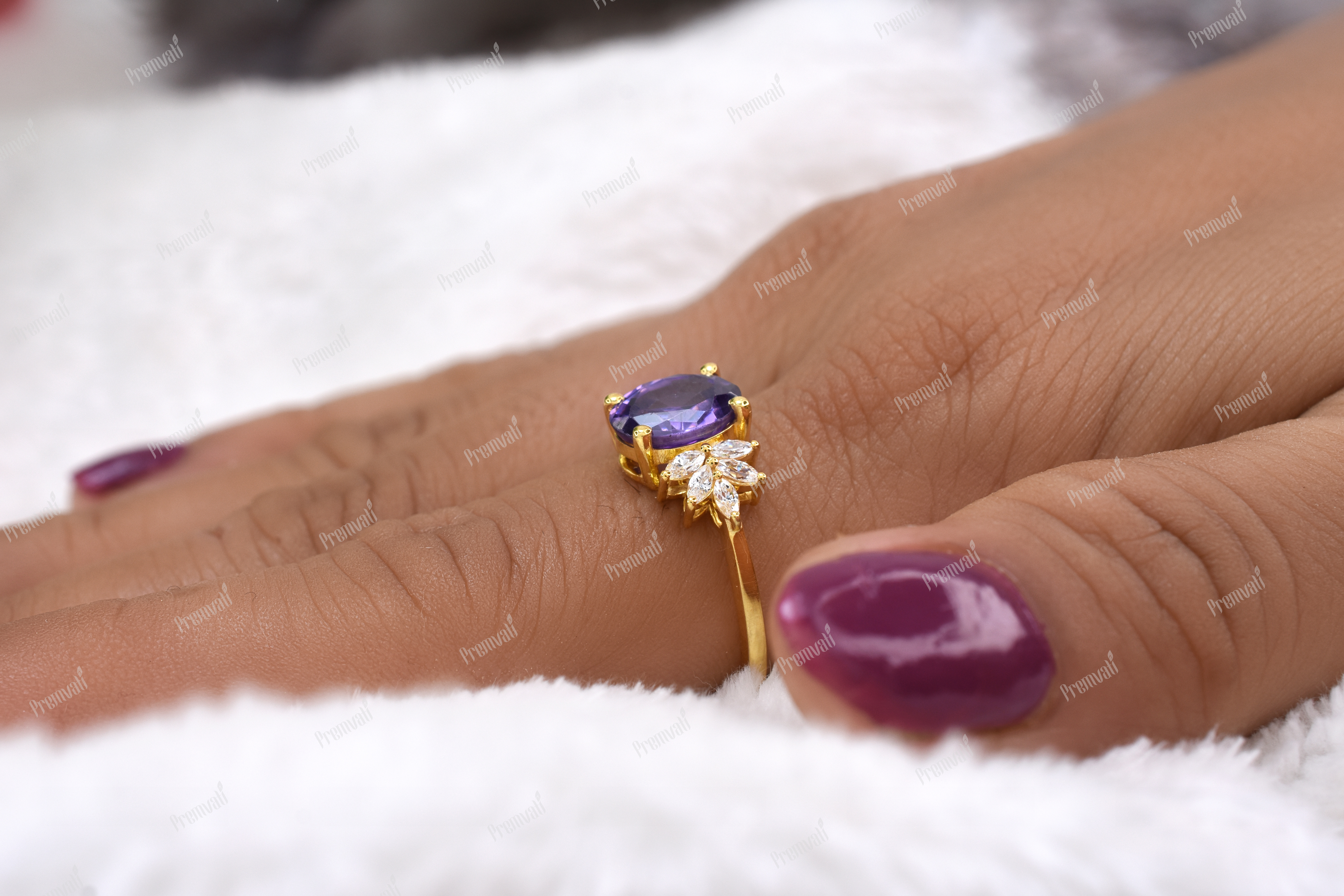 Fancy Moissanite Ring Diamond Clarity: Vvs1