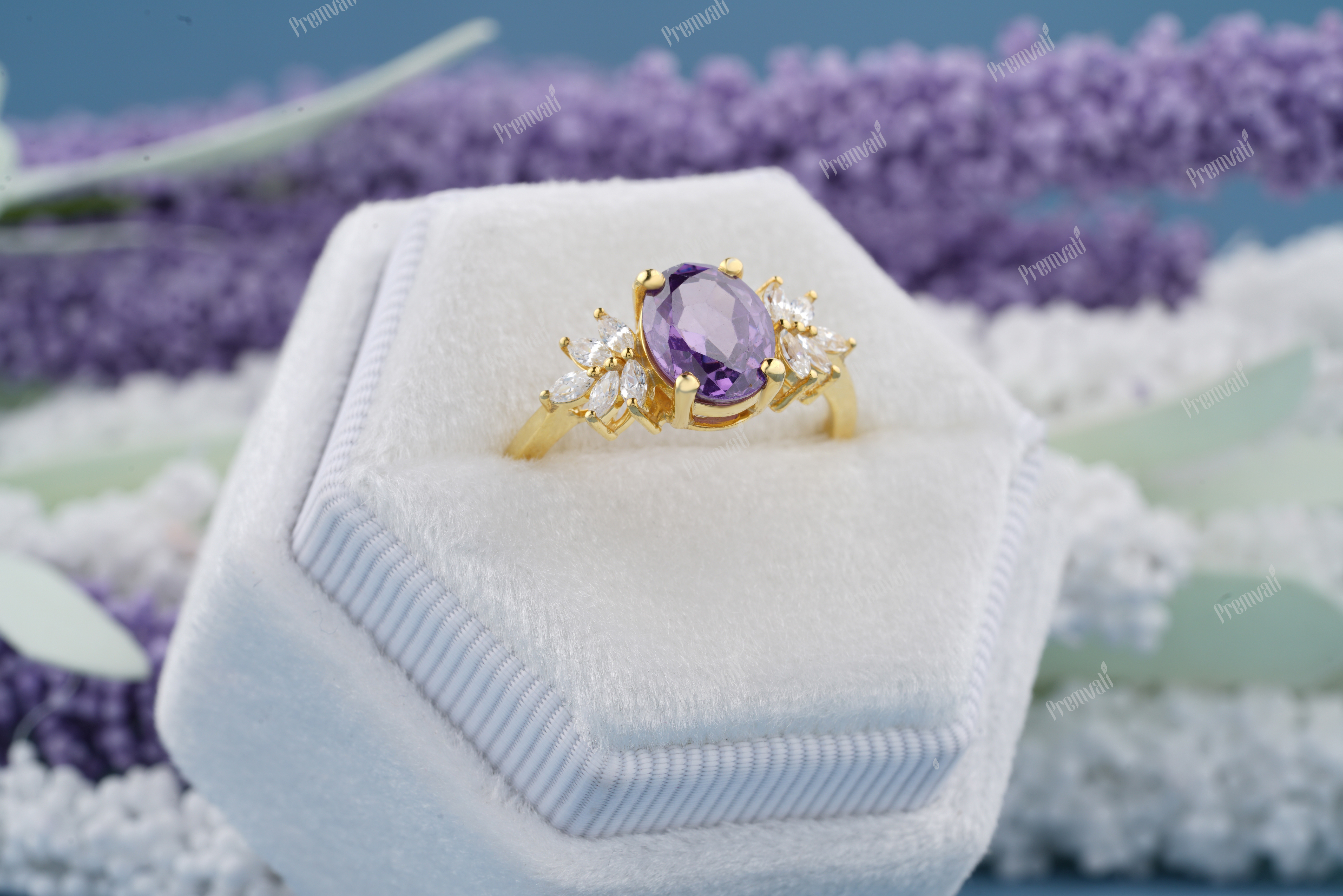 Fancy Moissanite Ring Diamond Clarity: Vvs1