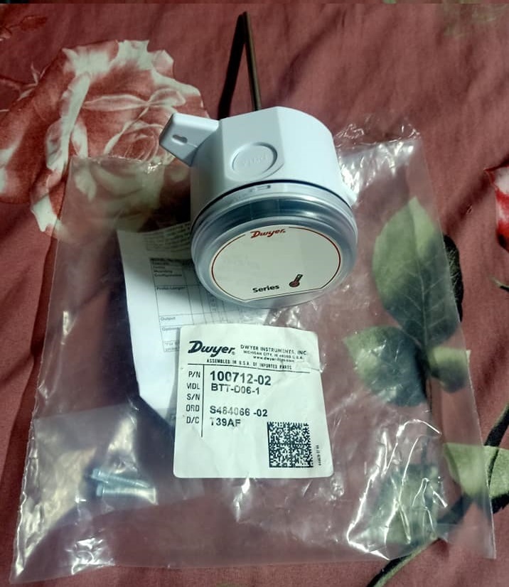Dwyer Btt-d04-1 Duct Mount Temperature Sensors