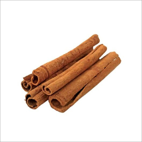 ब्राउन दालचीनी की छड़ें