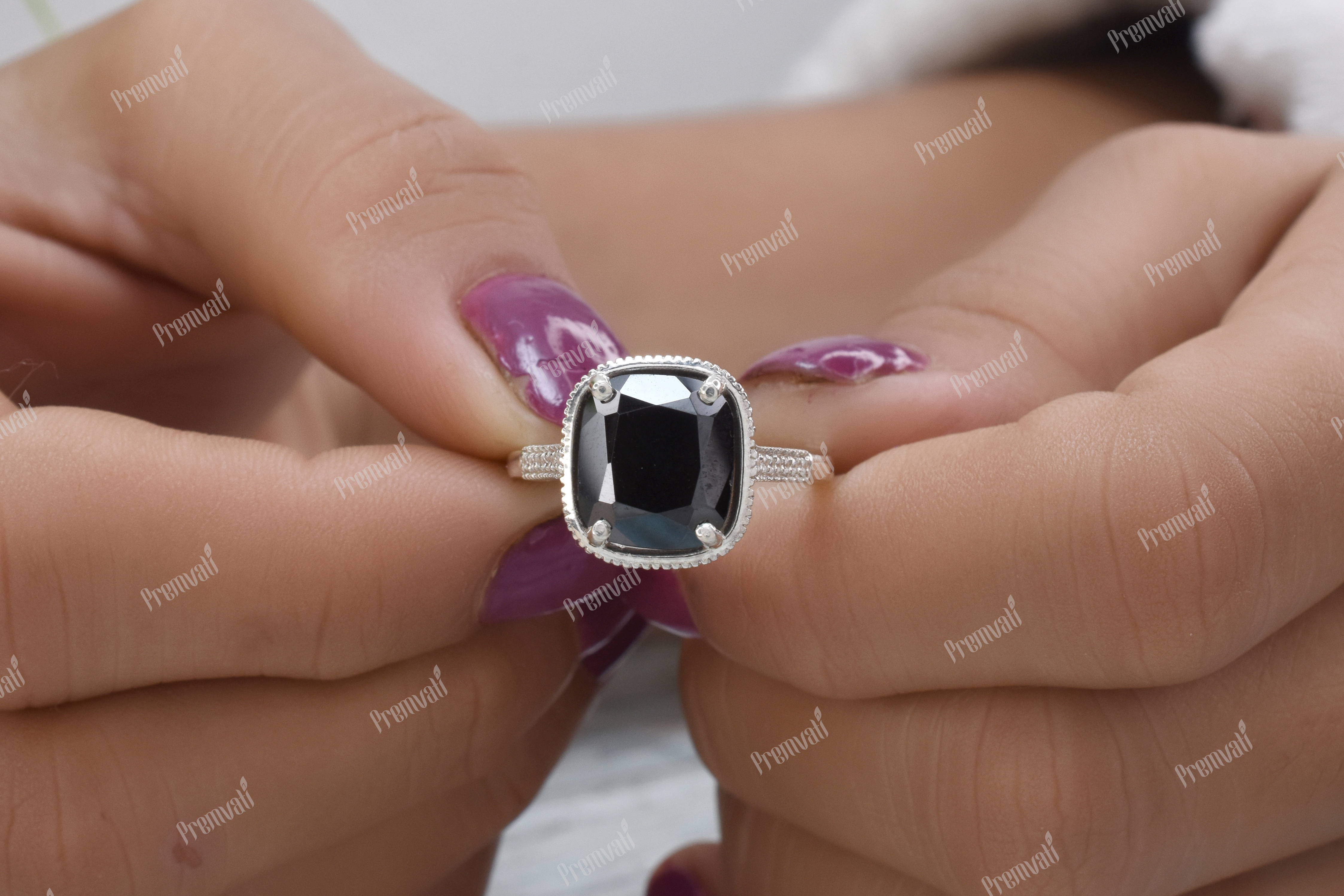 Moissanite Ring Diamond Clarity: Vvs1