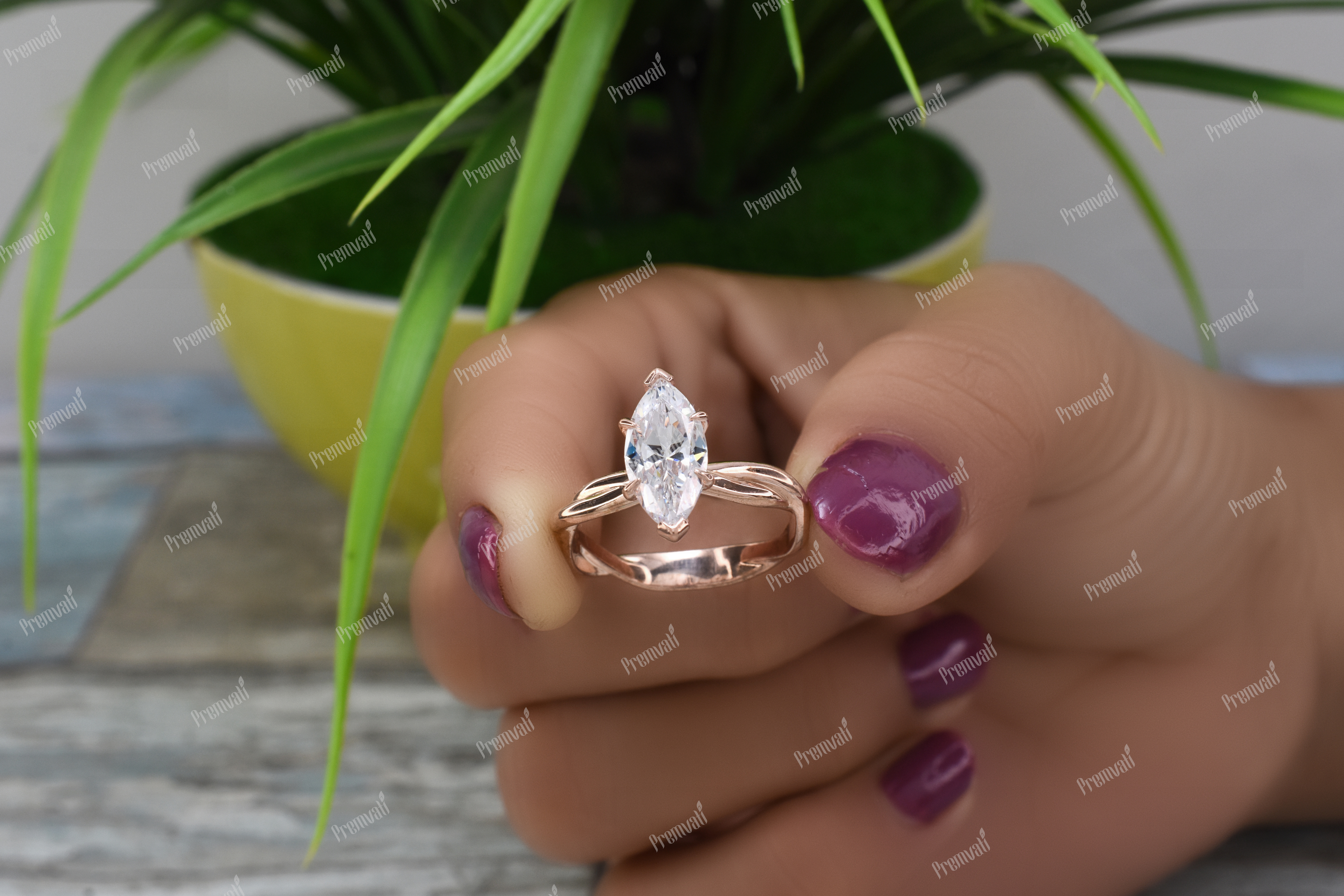 Silver Moissanite Ring Diamond Clarity: Vvs1