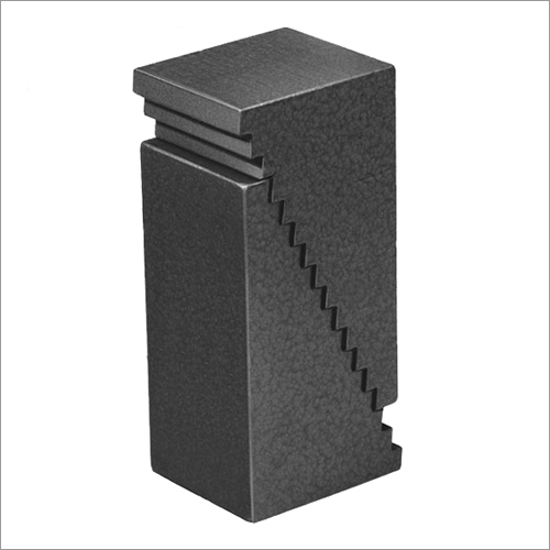 Black Step Block - Alloy Steel, 800 N/mma Tensile Strength, 500 G Weight | Durable And Robust Design For Enhanced Performance
