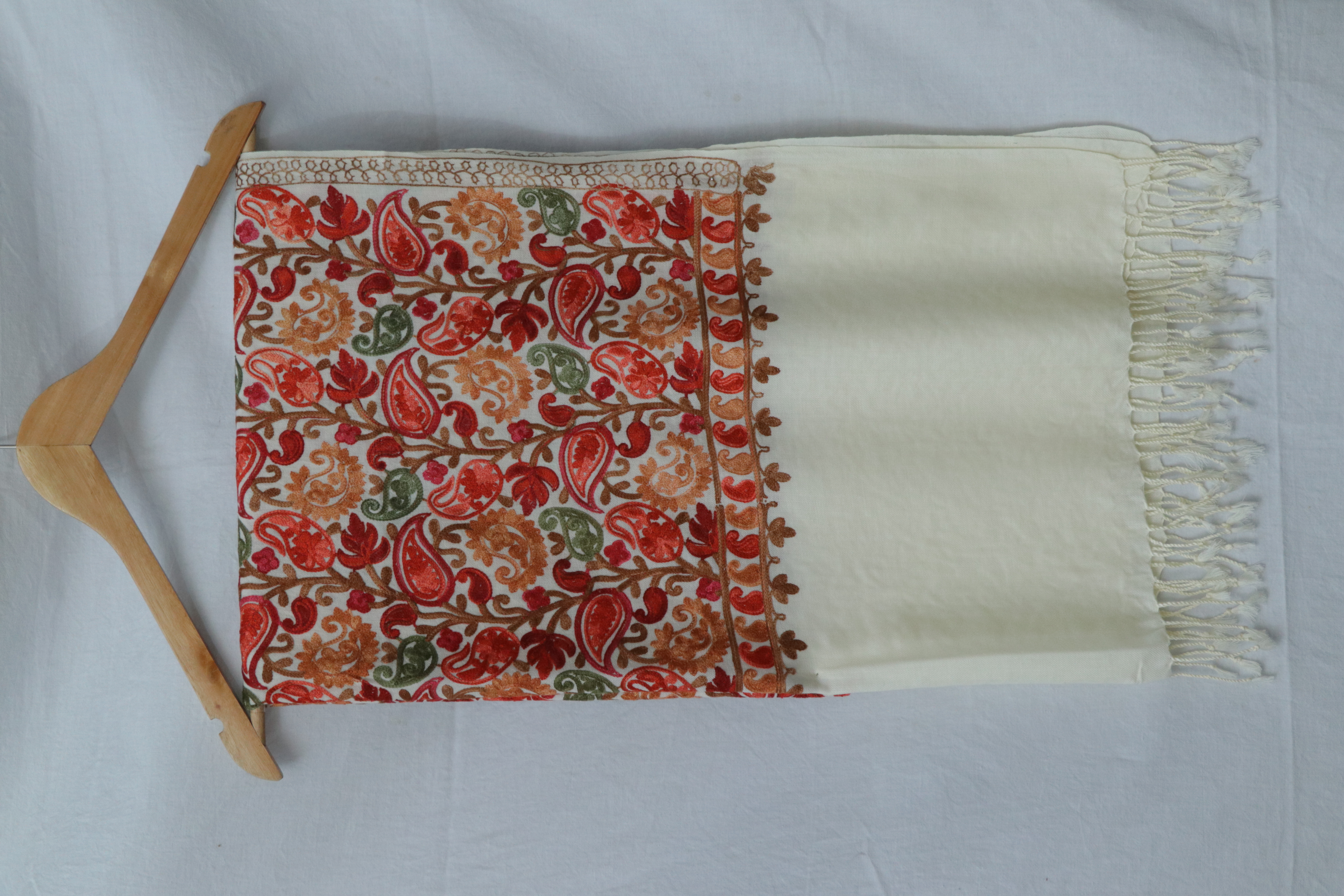 White Woolen Stole