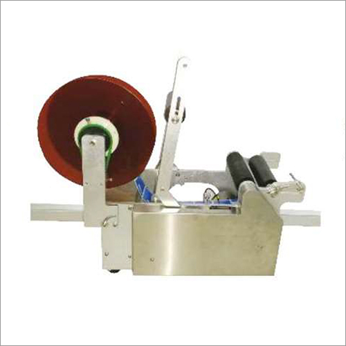 Round Bottle Labeling Machine - High Grade Raw Material | Versatile for Bottles, Vessels, Glasses