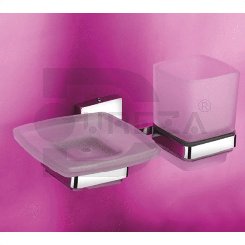 टंबलर होल्डर के साथ सोप डिश