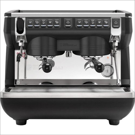 ब्लैक ऐपिया लाइफ कॉम्पैक्ट डबल ग्रुप कॉफ़ी मशीन