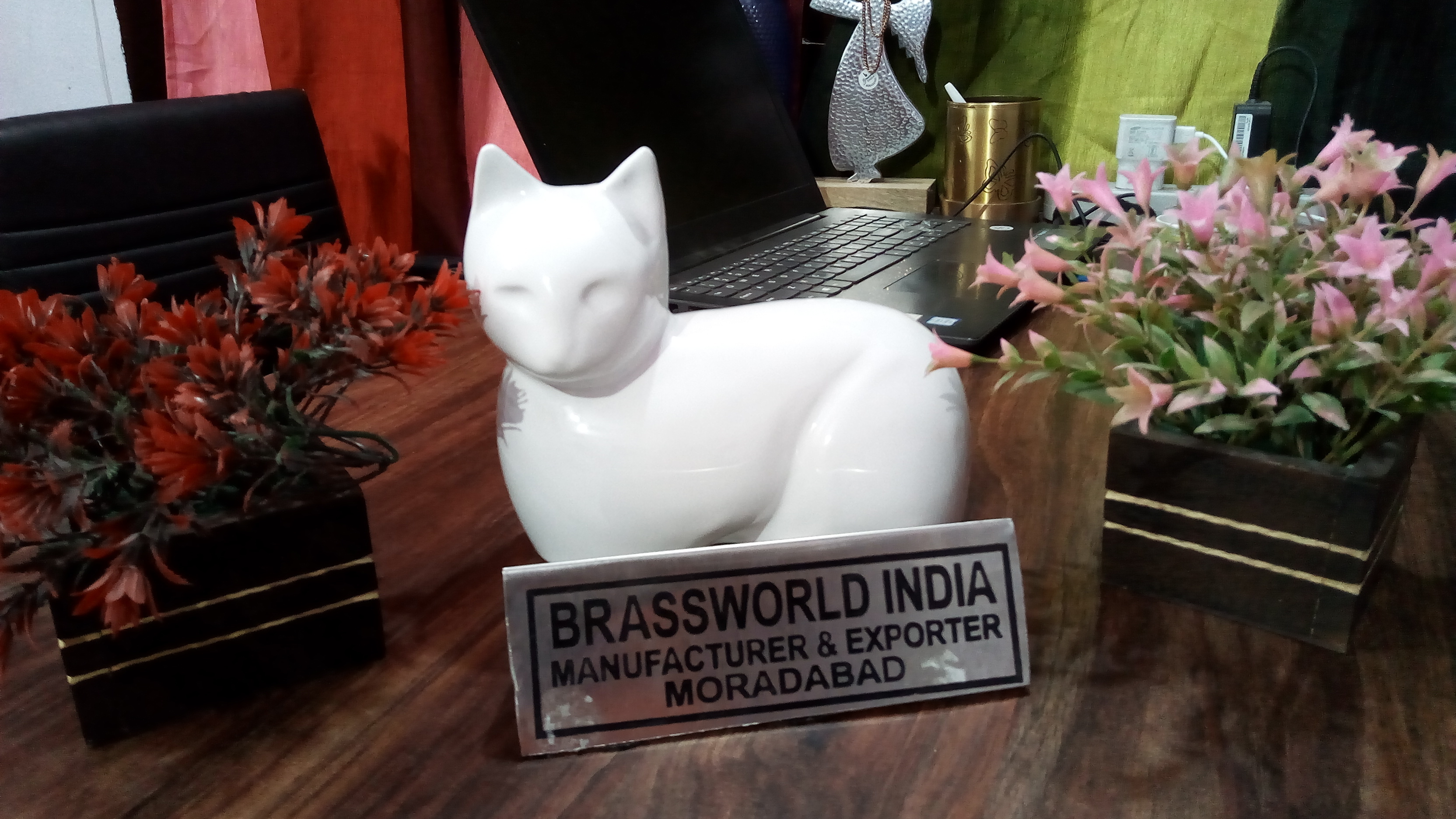Brass White Sitting Cat Crremation Urn Funeral Supplies