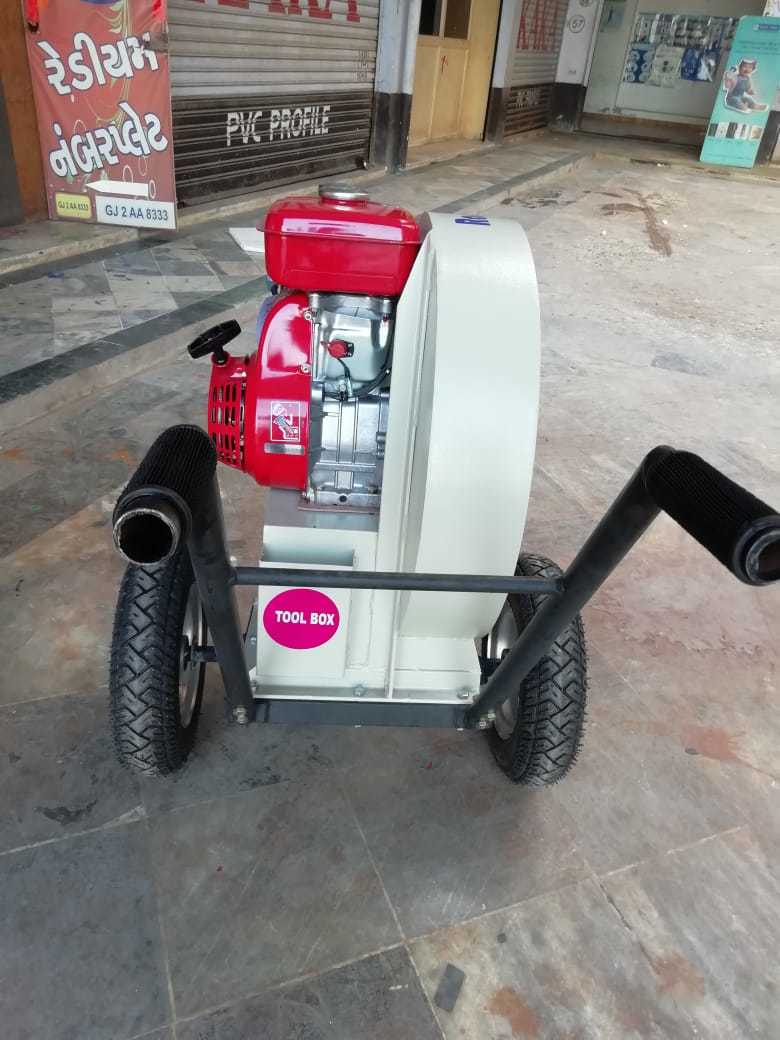 Any Grey/yellow/ Green Road Dust Cleaner Blower