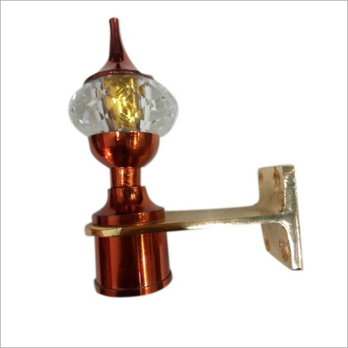 3.5 इंच स्टेनलेस स्टील के पर्दे के ब्रैकेट का आकार: 22 X 14 X 6 Cm