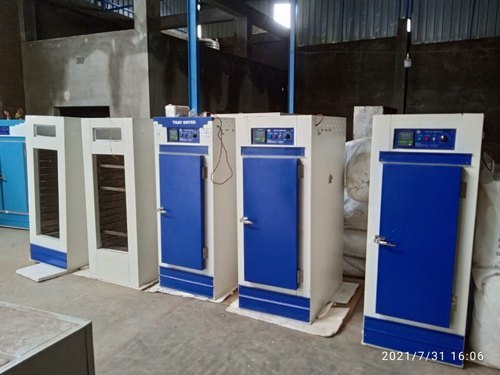 12 Tray Dryer Application: Drying