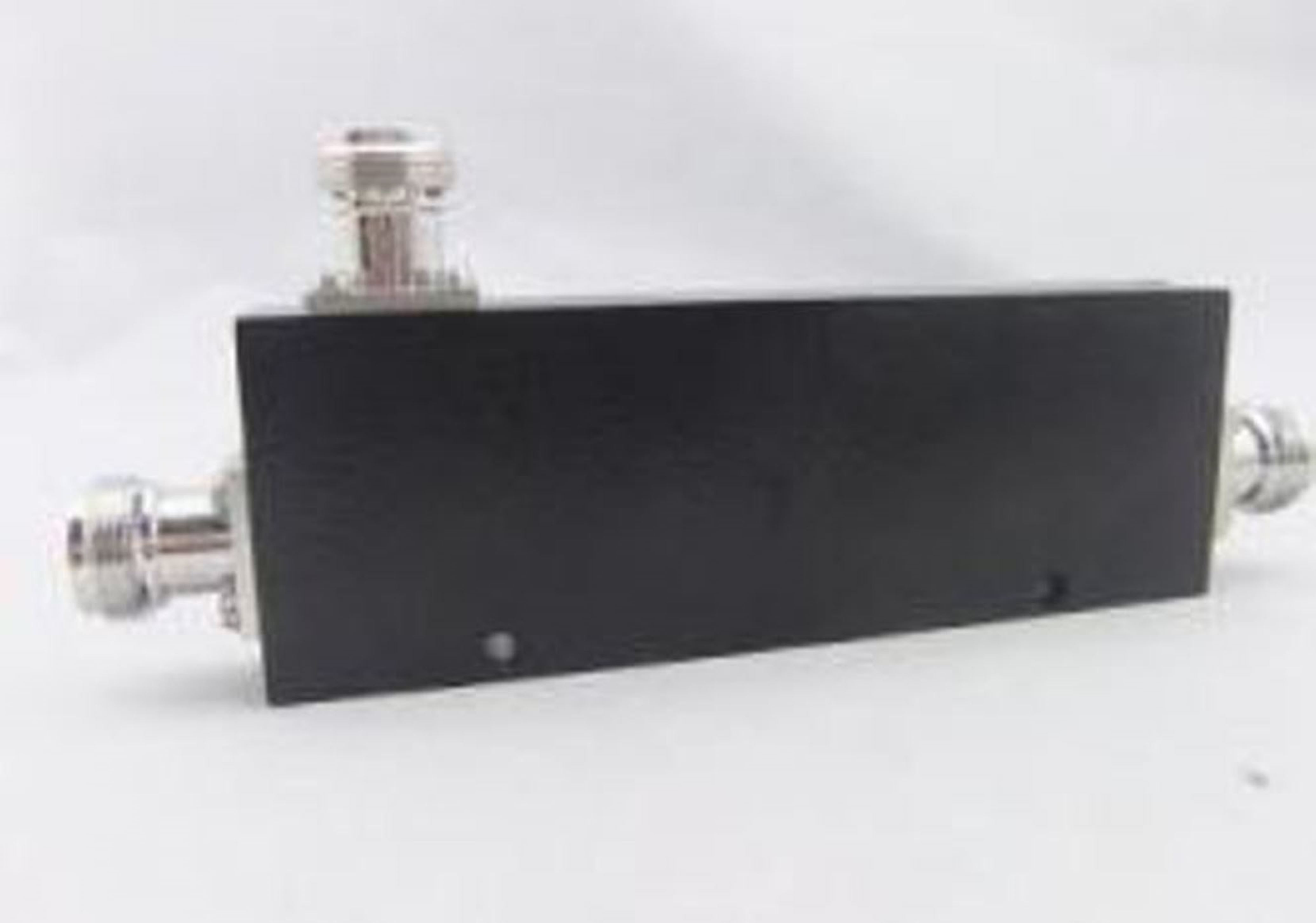 6db Directional Coupler - 3ghz Frequency Range, N Female Interface, Silver Plating, 200 Watt Power, Black Color, Indoor/outdoor Application