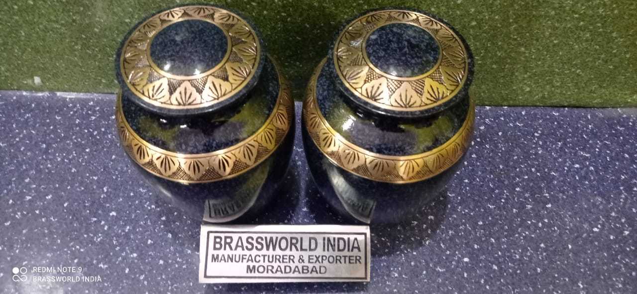 Brass Classic Cremation Urn Manufacturer