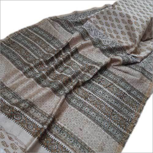 लेडीज़ डिज़ाइनर बगरू हैंड ब्लॉक प्रिंटेड प्योर चंदेरी सिल्क साड़ी
