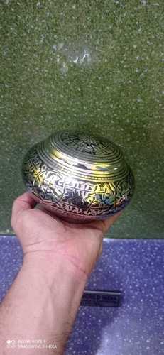 पीतल पूर्ण उत्कीर्ण ओडिसी रजत समाप्त दाह संस्कार कलश अंतिम संस्कार की आपूर्ति