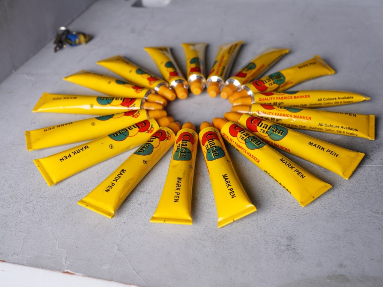 Multicolour Fabric Marker Pen