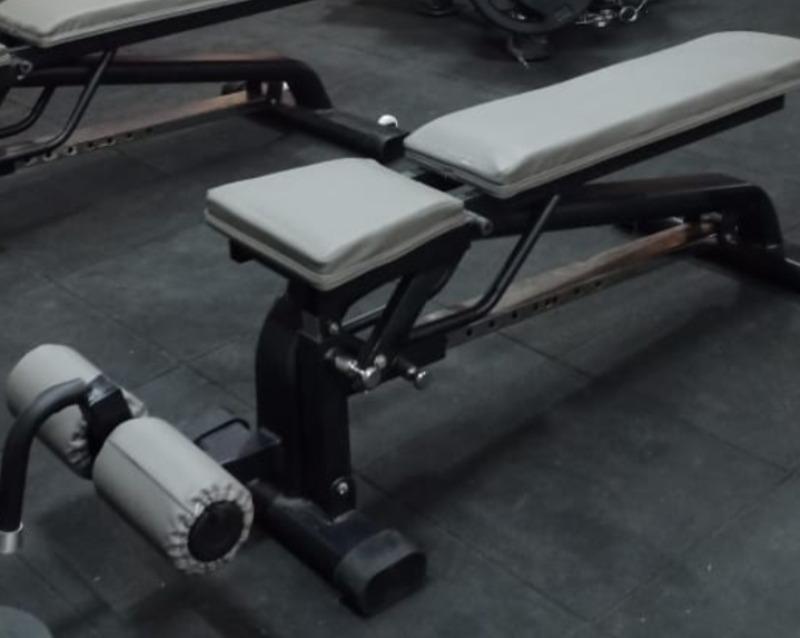 Adjustable Bench - 12 Gauge Rectangular/oval Tube, Generally Black Or Custom Color | Advanced Double Effect Welding, Soft Foam Seat For Comfort, Manual Adjustable For Commercial Abdominal Exercise