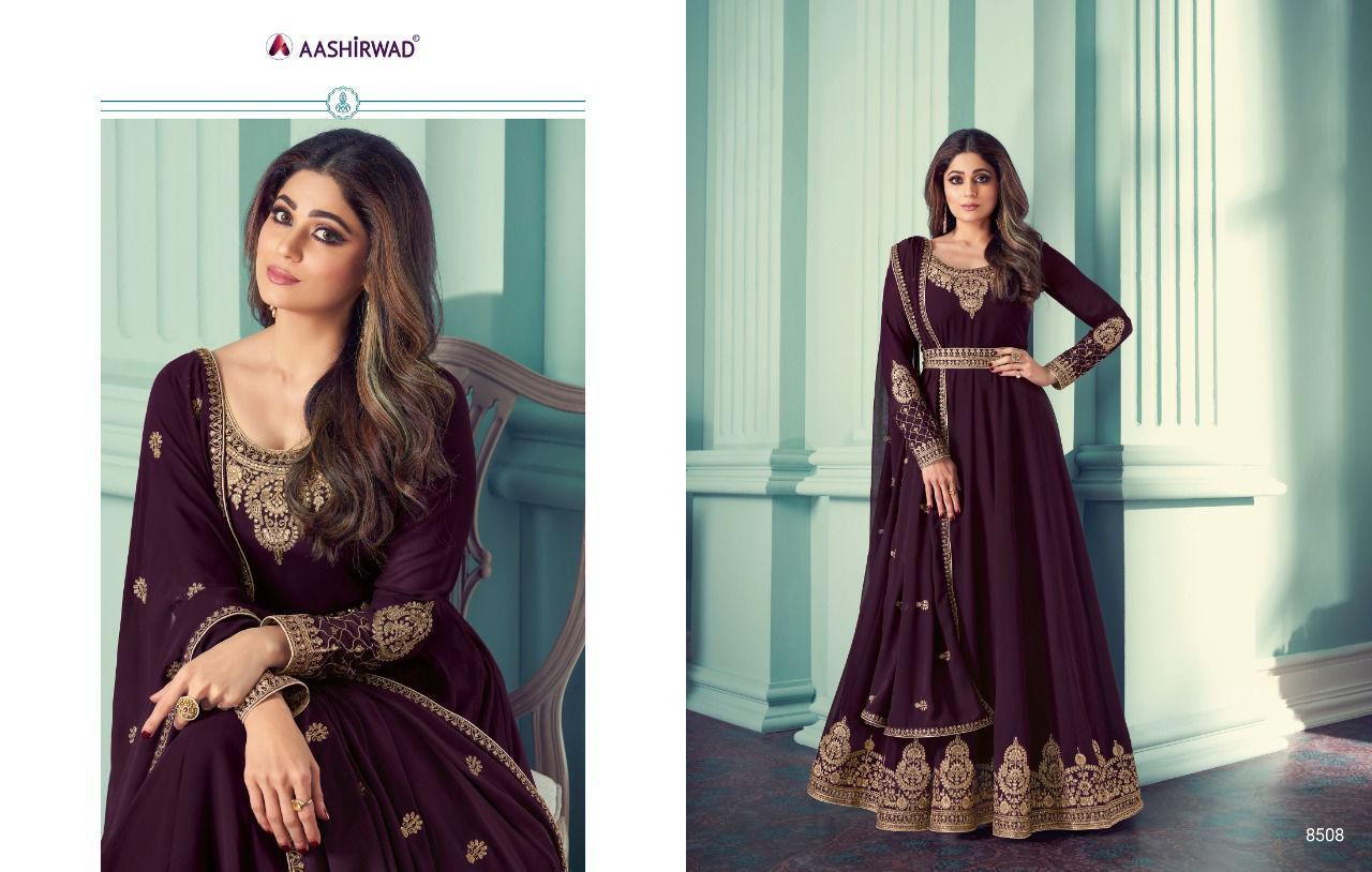 Georgette Gown Decoration Material: Stones