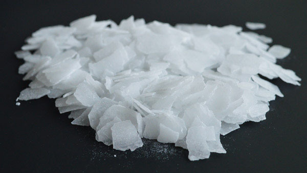 Caustic Soda Flakes - 99% Pure Sodium Hydroxide, White Flakes - Highly Soluble In Water, Exothermic Reaction With Acids