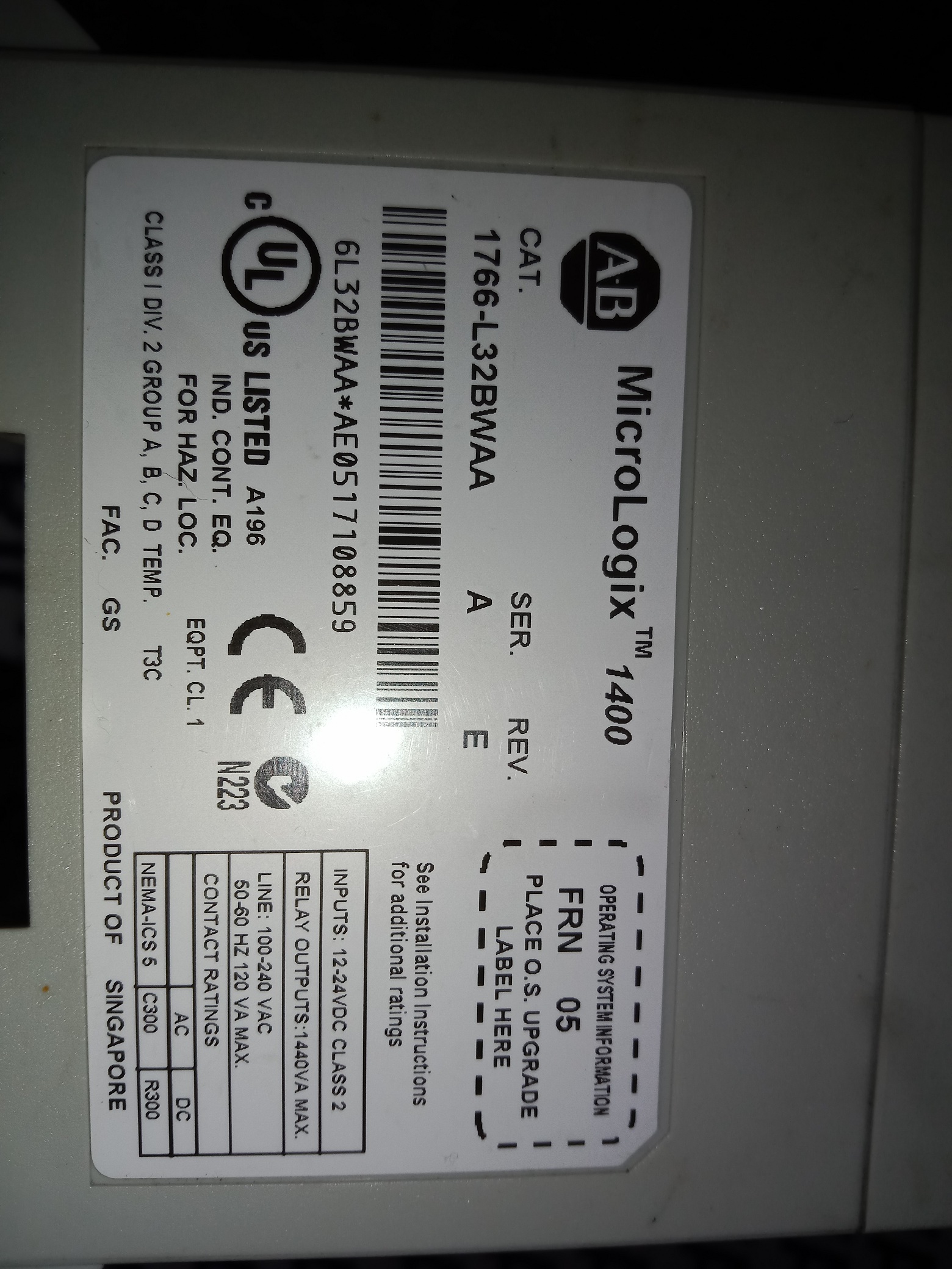 Allen Bradley Controller 1766-l32bwaa