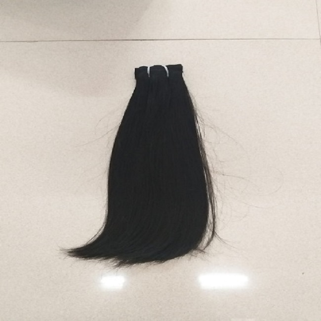 प्राकृतिक रंग काला और भूरा भारतीय सीधे बाल