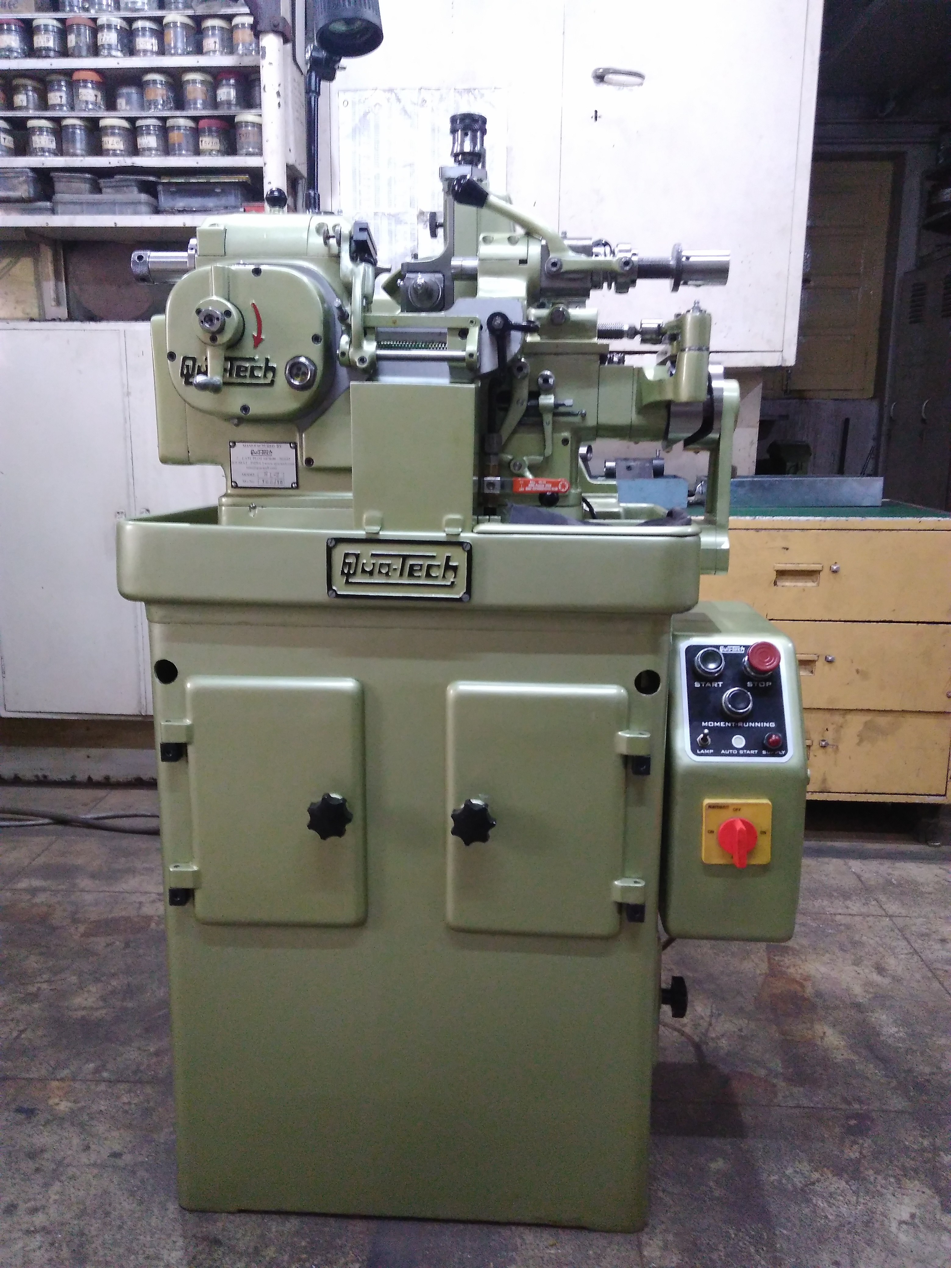 Spur Gear Hobbing Machine - Color: Green