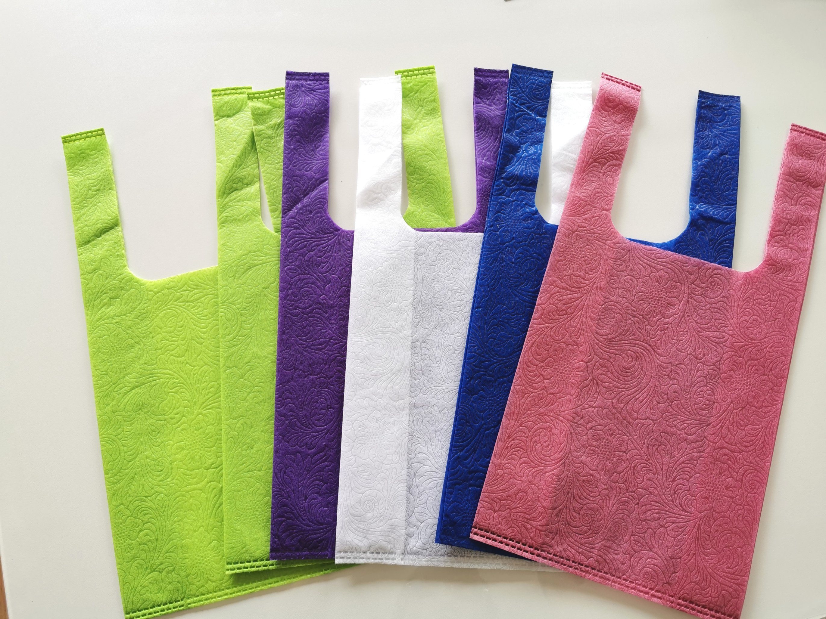 Semi Automatic U And W Cut Bag Making Machine