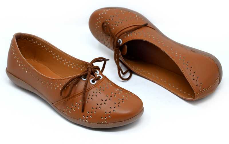Fancy Jutti For Woman - Synthetic Material, Flat Heel, Tan Color | Anti-slippery Design, Easy To Clean, Ideal For Casual, Regular, And Party Occasions