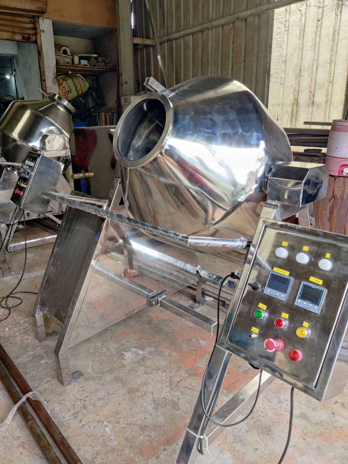 Double Cone Blender Capacity: 50 To 500 Kg/hr