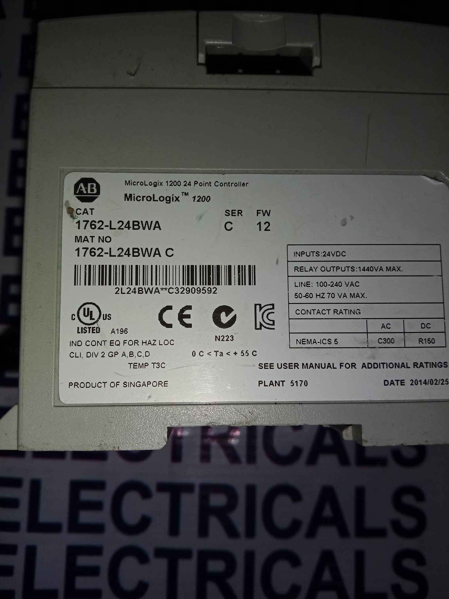 Allen Bradley Output Module 1762-l24bwa