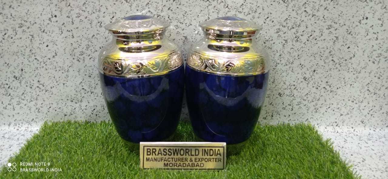 Elegant And Secure Large Urn For Ashes Funeral Supplies