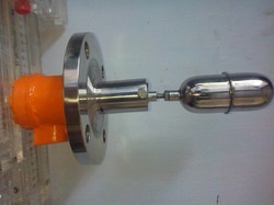 Side Mounted Level Sensor - Input: 230